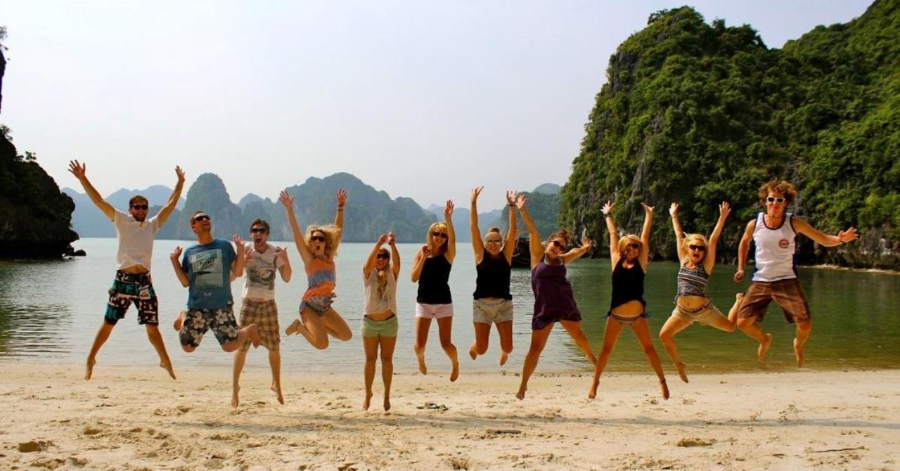 Catba Freedom Island Retreat Hostel Xuan Dam ภายนอก รูปภาพ